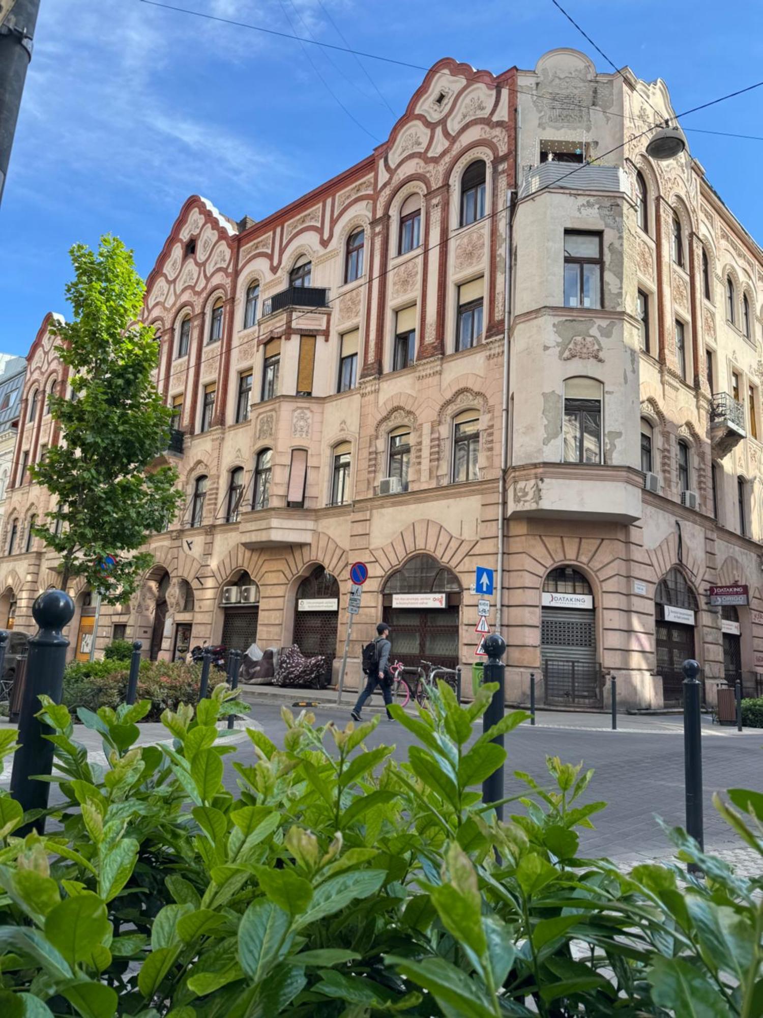Small Cosy Near The Famous Westend Center * Будапешт