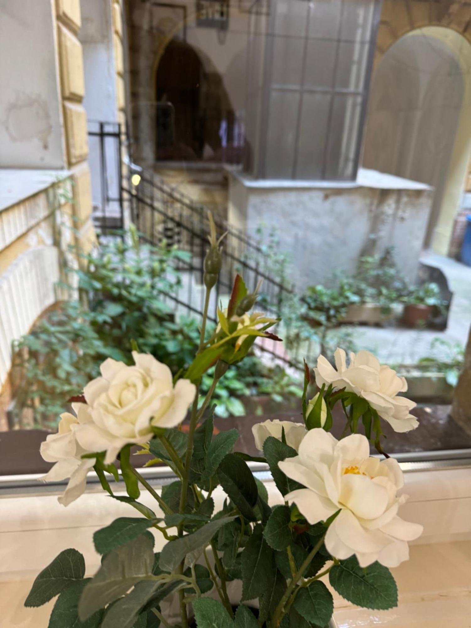Small Cosy Near The Famous Westend Center Apartment *
